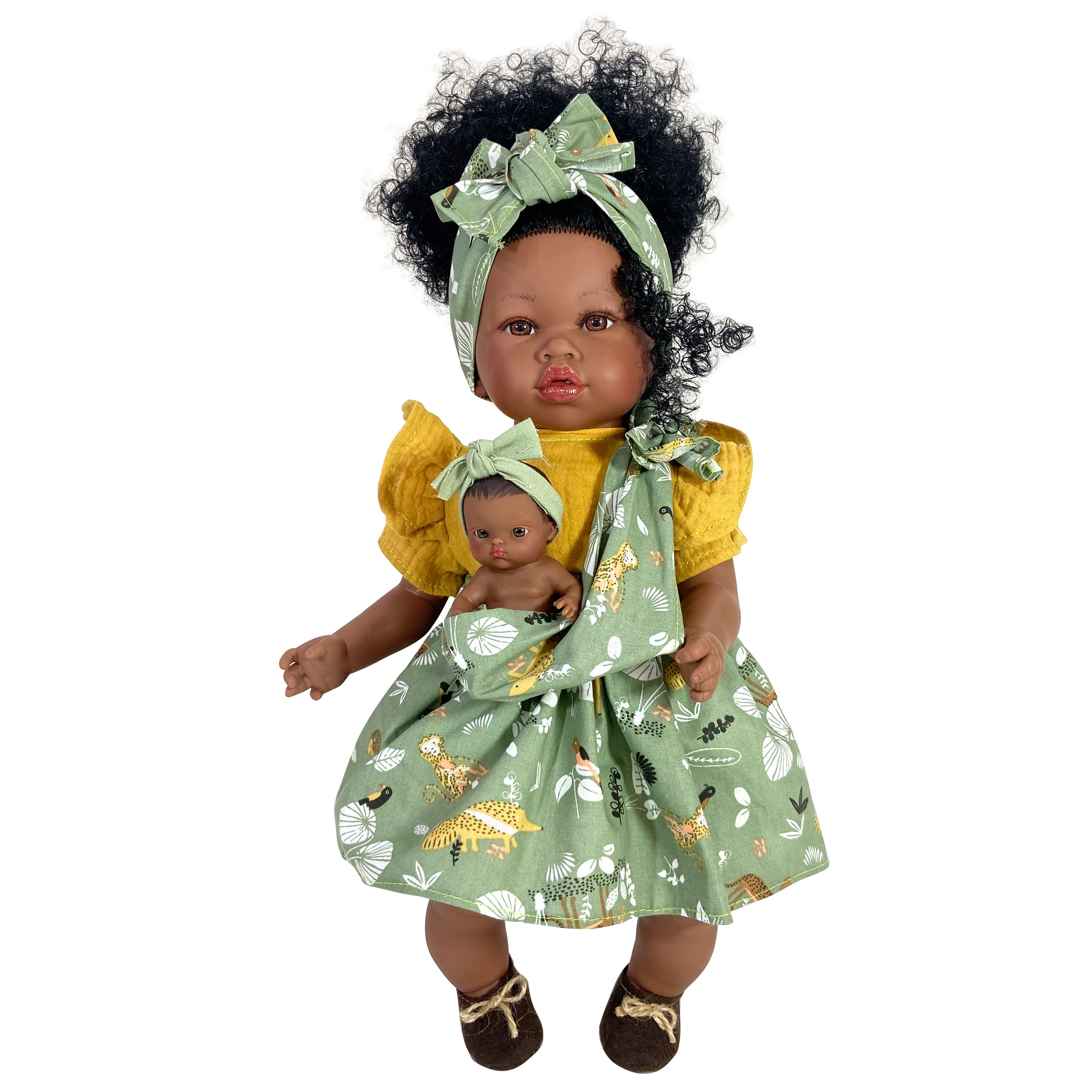 Handcrafted Amir/ María Doll with Baby (4400) by Nines D&