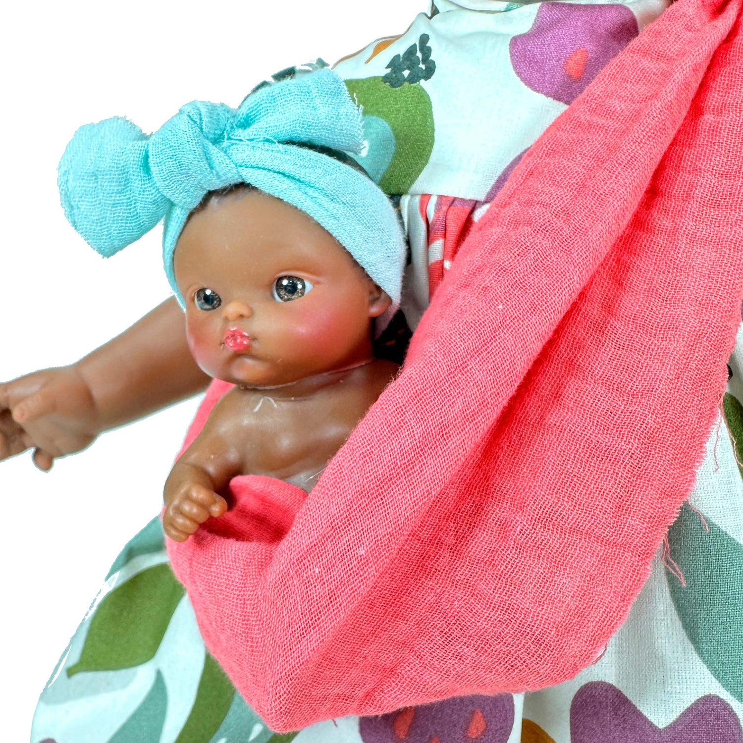 Handcrafted Amir/ María Doll with Baby (4450) by Nines D&